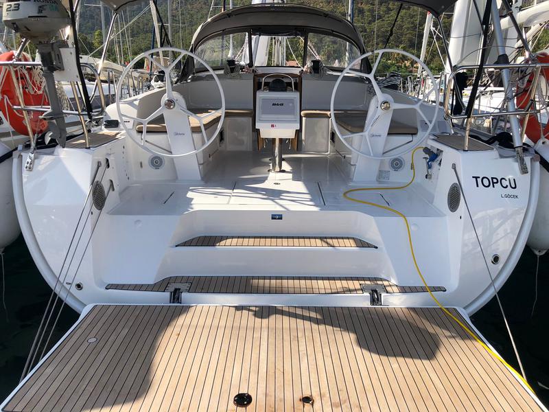 Book yachts online - sailboat - Bavaria Cruiser 46 - Topcu - rent