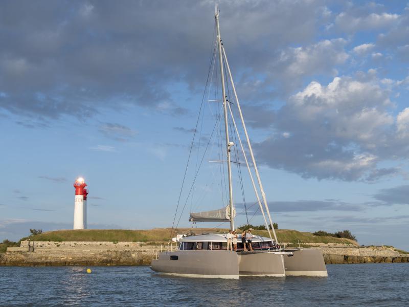 Book yachts online - catamaran - Neel 51 LOFT - L'OCTANT - rent