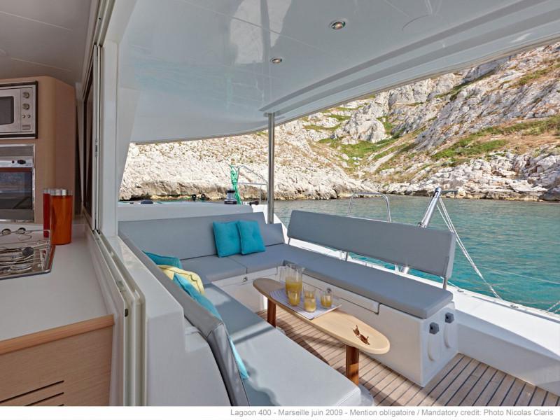 Book yachts online - catamaran - Lagoon 400 - Mia - rent