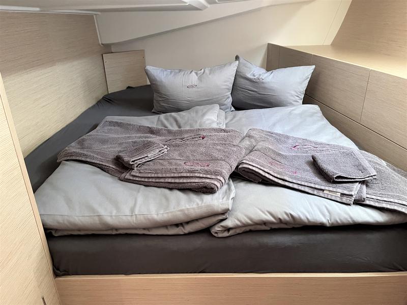 Book yachts online - sailboat - Hanse 508 - Infinity of Respect - rent
