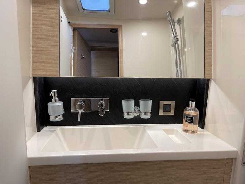 Book yachts online - sailboat - Hanse 508 - Infinity of Time - rent