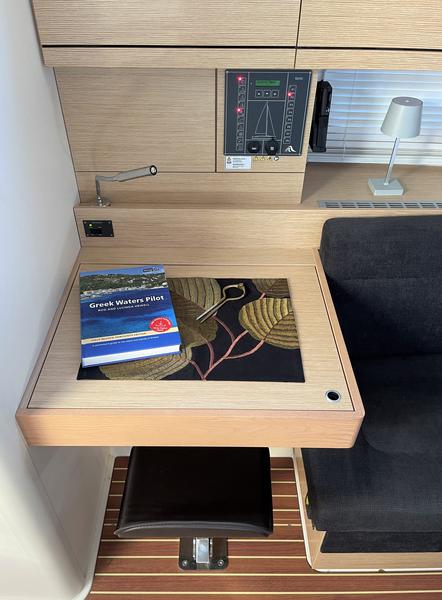 Book yachts online - sailboat - Hanse 458 - Infinity of Trust - rent