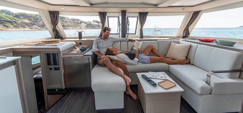 Book yachts online - catamaran - Isla 40 - ALMIRIKI - rent