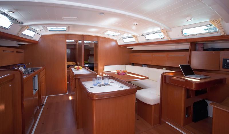 Book yachts online - sailboat - Cyclades 50.4 - Principe Alberto - rent