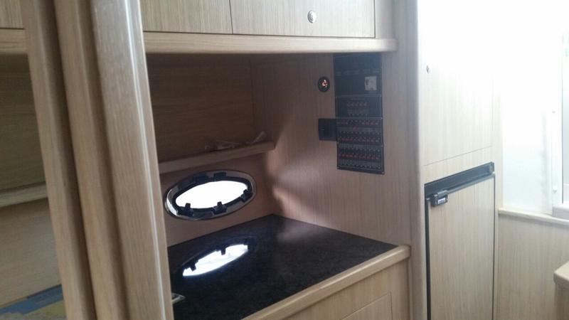 Book yachts online - motorboat - Mirakul 30 Sport SE - Laura III - rent