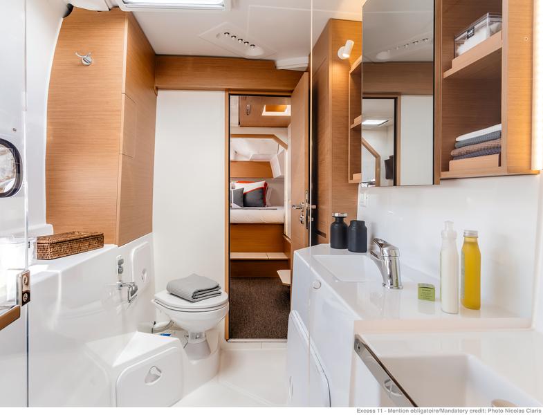 Book yachts online - catamaran - Excess 11 - YEMAYA IBIZA CREWED - rent
