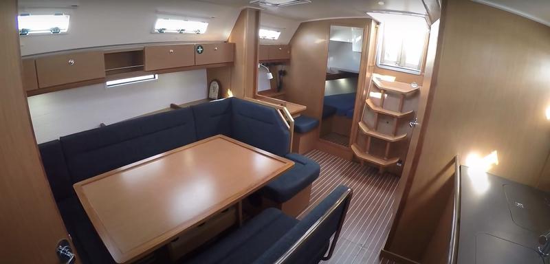 Book yachts online - sailboat - Bavaria 40 Cruiser - XANEI S - rent