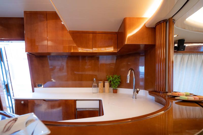 Book yachts online - motorboat - Azimut 74 Solar - Estia Zeus - rent