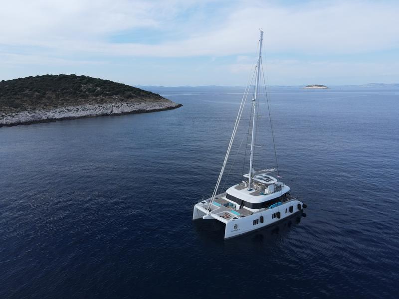 Book yachts online - catamaran - Sunreef 60 - SINATA - rent