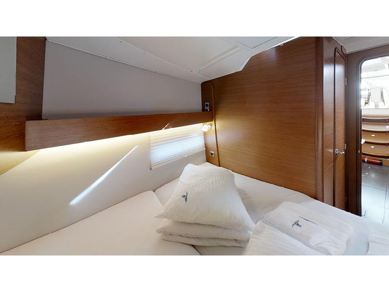 Book yachts online - sailboat - Dufour 390 Grand Large - Mimi - rent