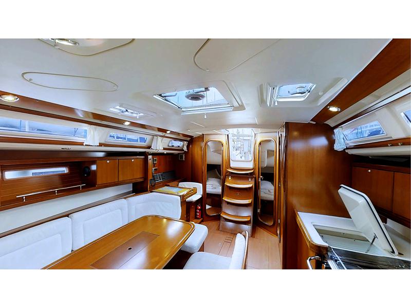 Book yachts online - sailboat - Dufour 425 Grand Large - Animato - rent