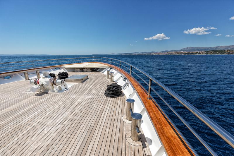 Book yachts online - motorboat - Luxury Motor Yacht - Diamond - rent