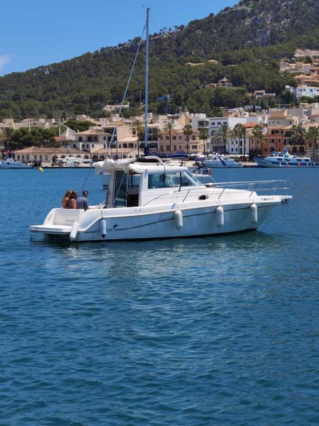 Book yachts online - motorboat - Faeton Moraga 910 - Arianne - rent
