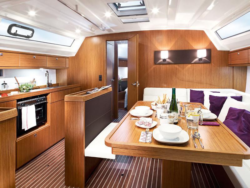 Book yachts online - sailboat - Bavaria Cruiser 46 - Michael - rent