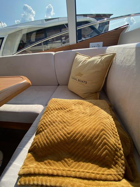 Book yachts online - motorboat - Greenline 39 - Helgeroa - rent