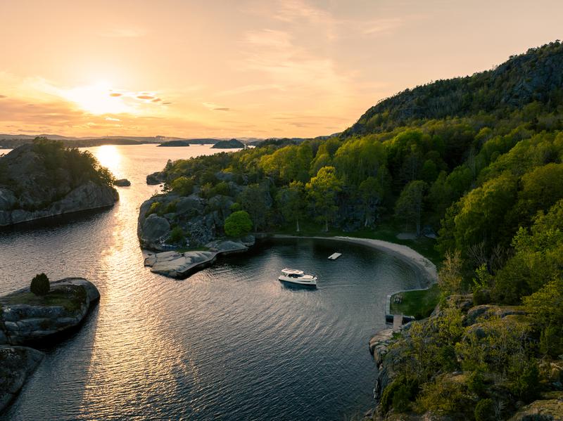 Book yachts online - motorboat - Greenline 39 - Kviteseid - rent