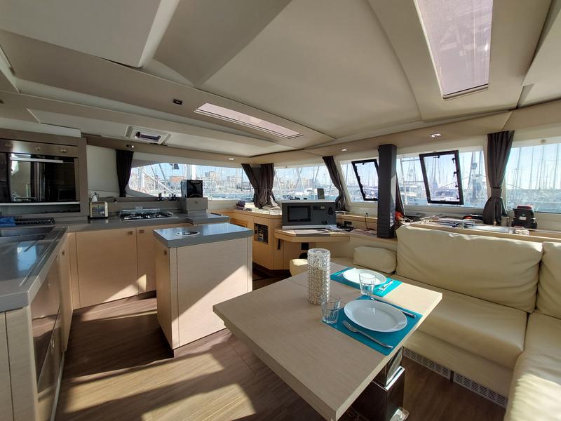 Book yachts online - catamaran - Saona 47 - Ancora Reha - rent