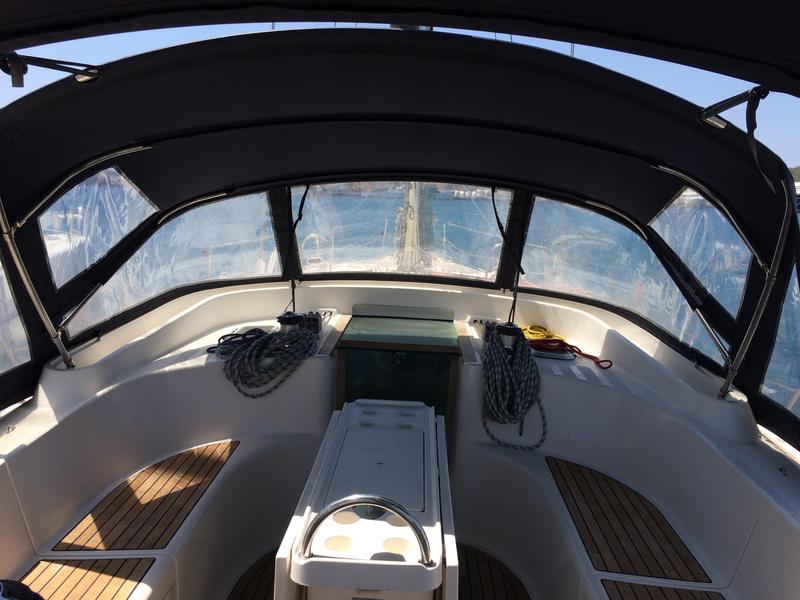 Book yachts online - sailboat - Ocean Star 51.2 - Cronos - rent