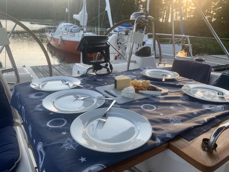 Book yachts online - sailboat - Bavaria 46 - Evita - rent