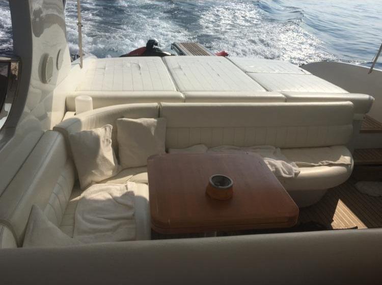 Book yachts online - motorboat - Rizzardi 50 Top Line - The Best - rent