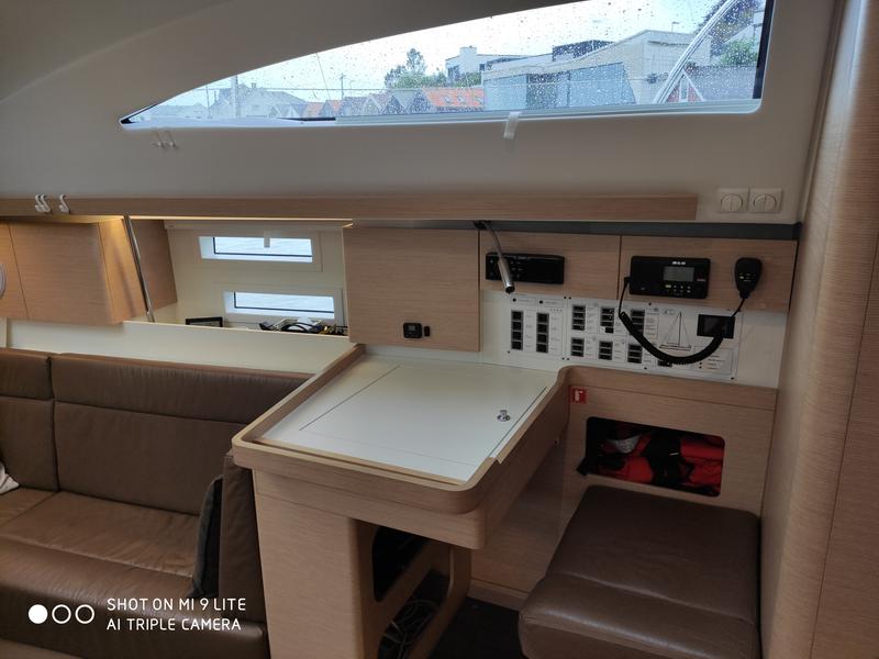 Book yachts online - sailboat - Elan 45 Impression - Perlen - rent