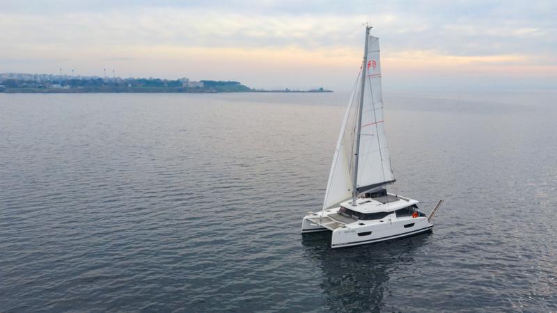 Book yachts online - catamaran - Fountaine Pajot Isla 40 - Artemis  - rent
