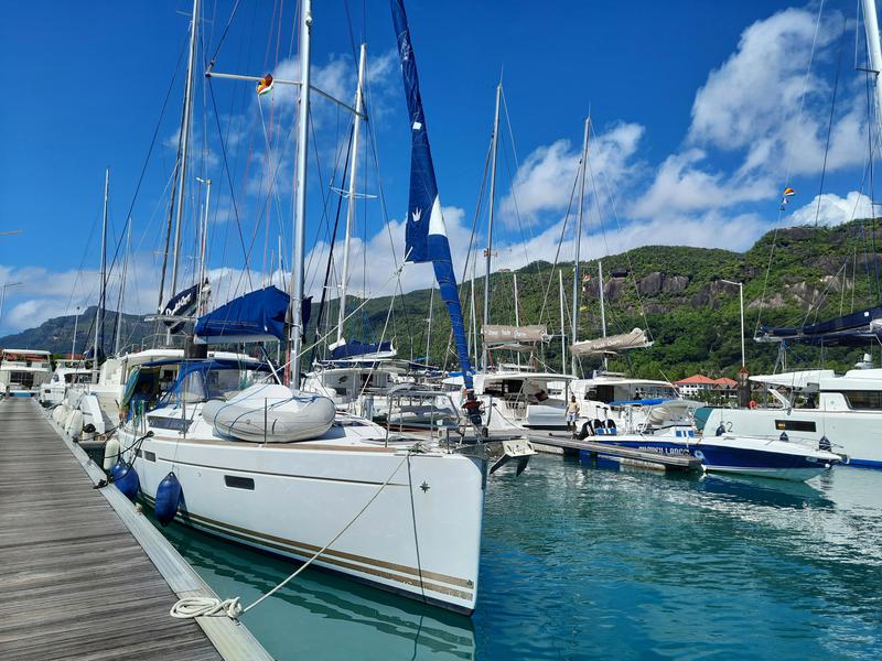 Book yachts online - sailboat - Sun Odyssey 469 REFIT 2022 - Tintabella - rent
