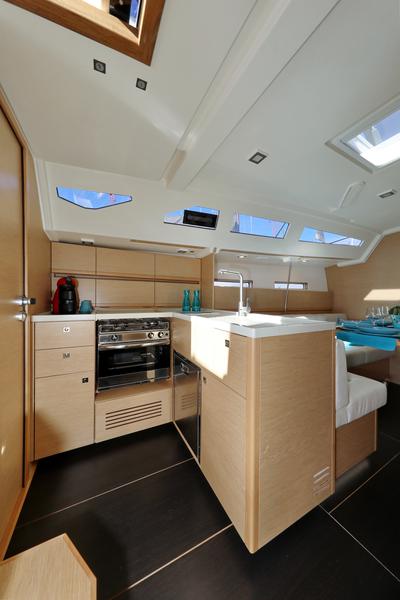 Book yachts online - sailboat - More 40 - Hanunia - rent