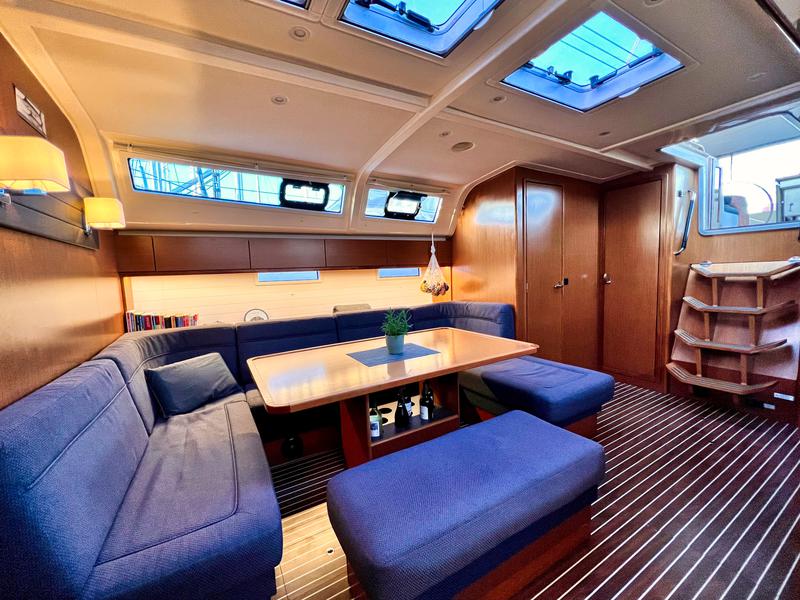 Book yachts online - sailboat - Bavaria 51 Cruiser - Teorema - rent