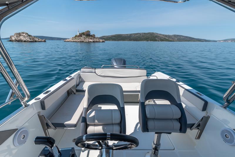 Book yachts online - motorboat - Beneteau Flyer 7.7 Spacedeck - no name - rent