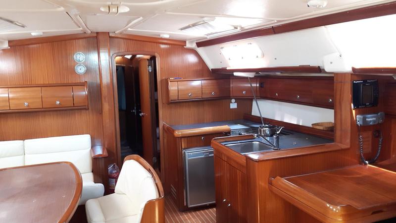 Book yachts online - sailboat - Bavaria 49 - Narcissus - rent