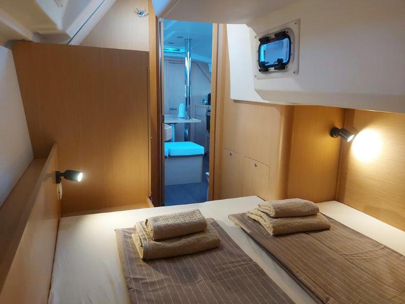 Book yachts online - sailboat - Oceanis 35 - Oceanis 35 (2016) - rent