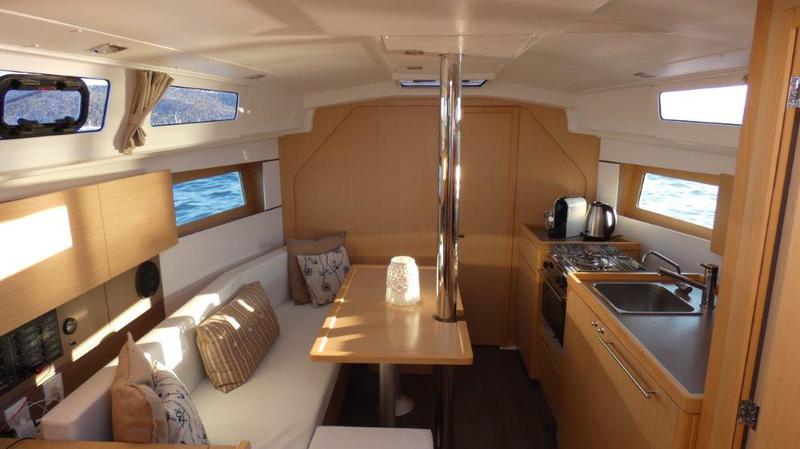 Book yachts online - sailboat - Oceanis 35 - Oceanis 35 (2016) - rent