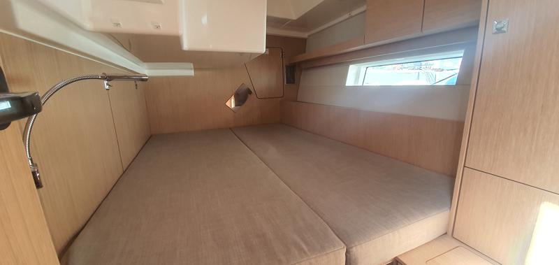 Book yachts online - sailboat - Bavaria C45 Style - Whisper - rent