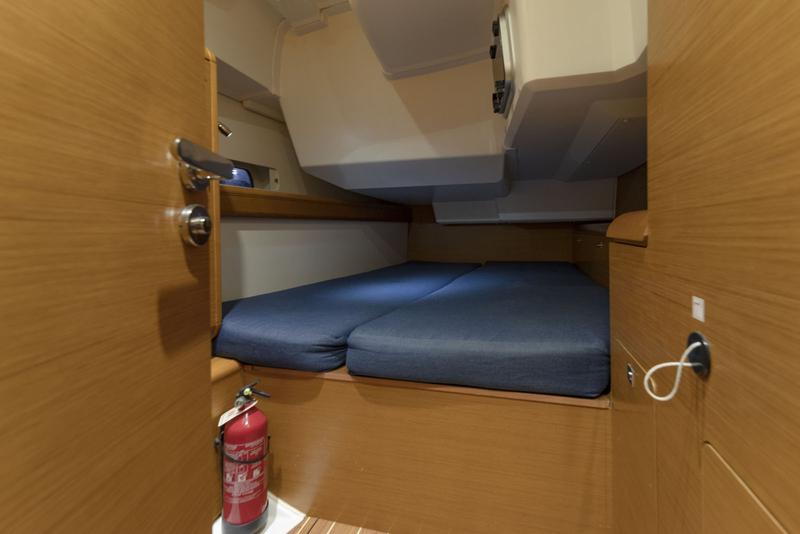 Book yachts online - sailboat - Sun Odyssey 469 - Santa Ponsa - rent