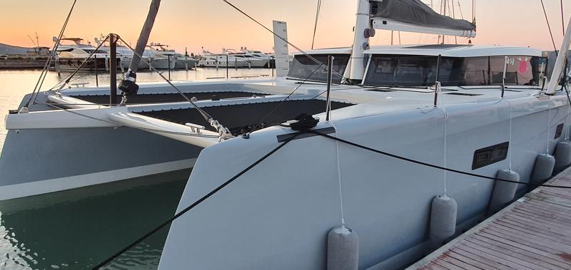 Book yachts online - catamaran - Itacatamaran 14.99D - Edenj - rent
