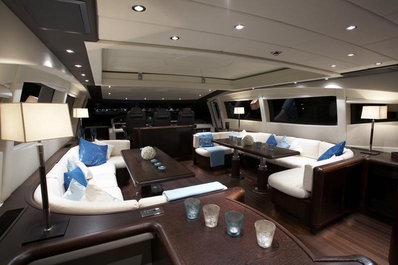 Book yachts online - motorboat - Mangusta 92 - L'Esperance - rent