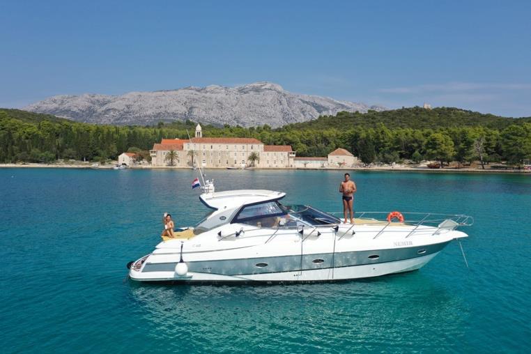 Book yachts online - motorboat - Sessa C 42 - Nemir - rent