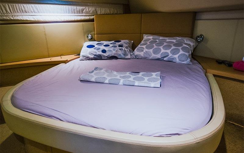 Book yachts online - motorboat - Sessa C 42 - Nemir - rent