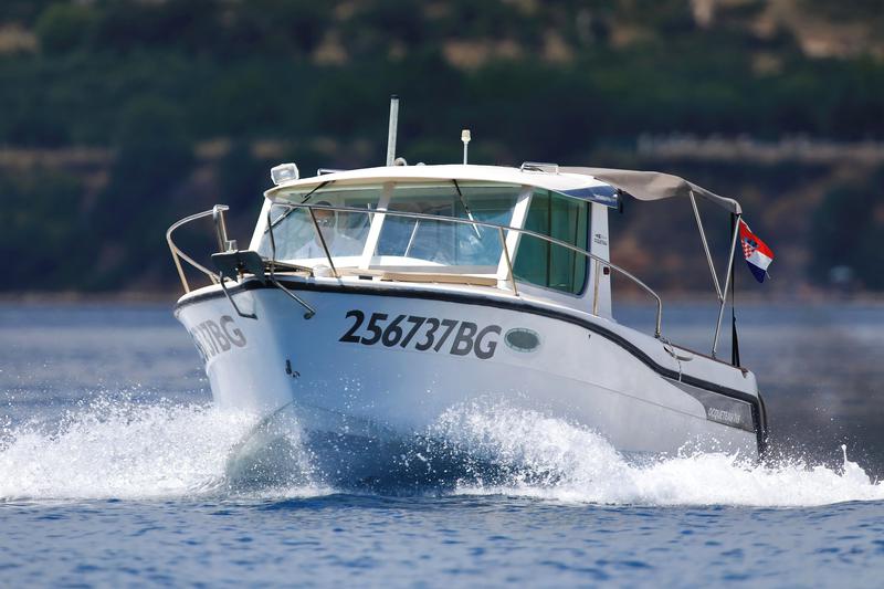 Book yachts online - motorboat - Ocqueteau Timonier 715 - Timonier 715 - rent