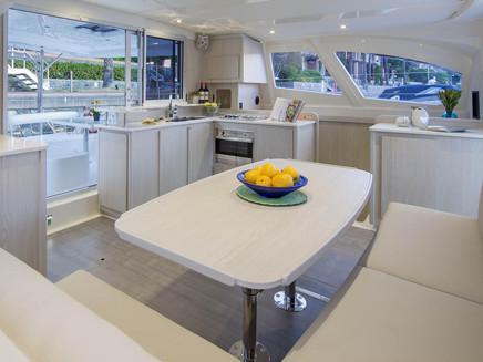 Book yachts online - catamaran - Leopard 44 - MOJITO - rent