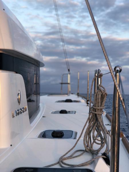 Book yachts online - catamaran - Lagoon 40 - Kat 40 - rent