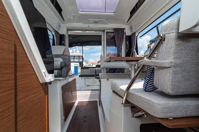 Book yachts online - motorboat - Merry Fisher 795 - KlaPa - rent