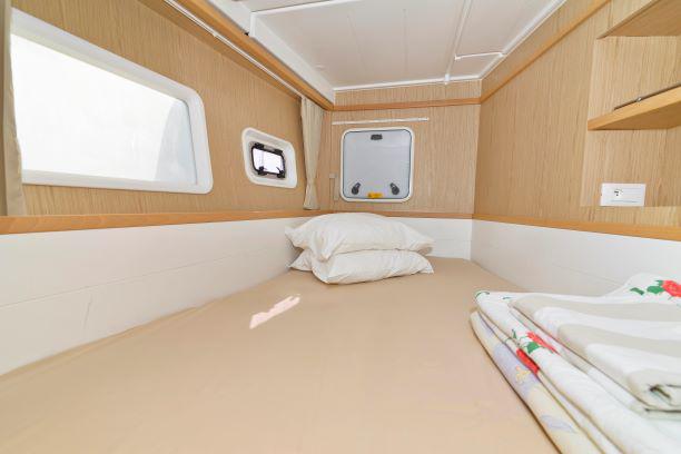 Book yachts online - catamaran - Lagoon 39 - Anegada - rent