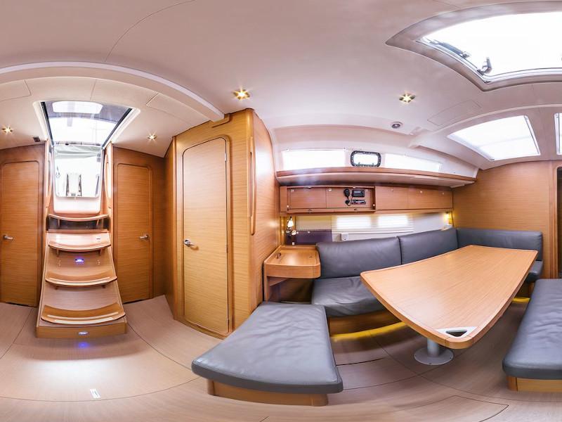 Book yachts online - sailboat - Dufour 460 Grand Large - Nora - rent