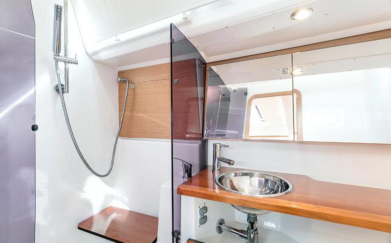 Book yachts online - sailboat - Dufour 412 GL - Gavi - rent