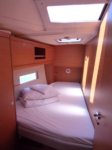 Book yachts online - sailboat - Dufour 470 - BALU - rent