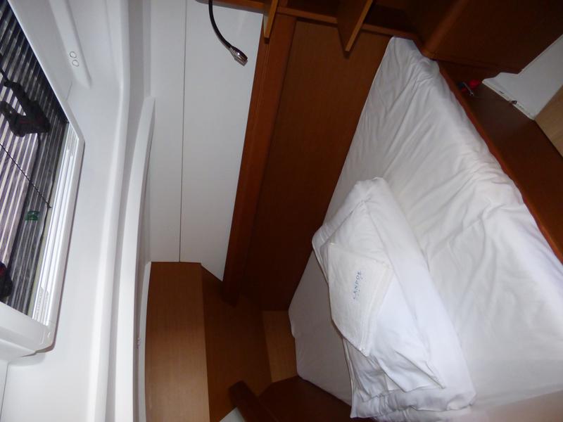 Book yachts online - sailboat - Sun Odyssey 389 - VACSKAMATI - rent