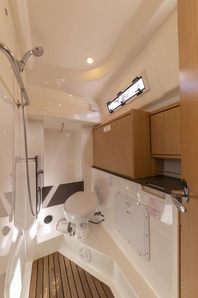 Book yachts online - sailboat - Bavaria Cruiser 34 Style - Lena - rent