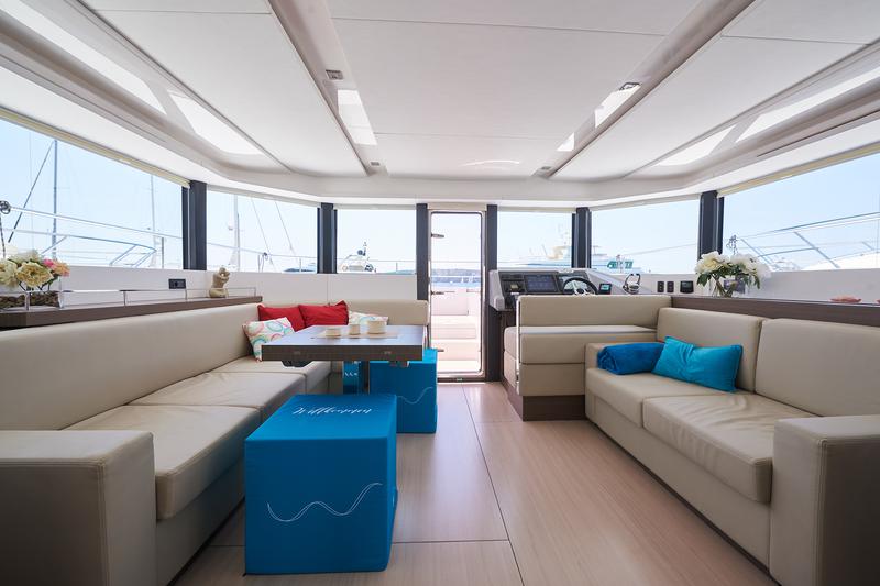 Book yachts online - powercatamaran - Leopard 53 PC - GOOD VIBES owner version - rent